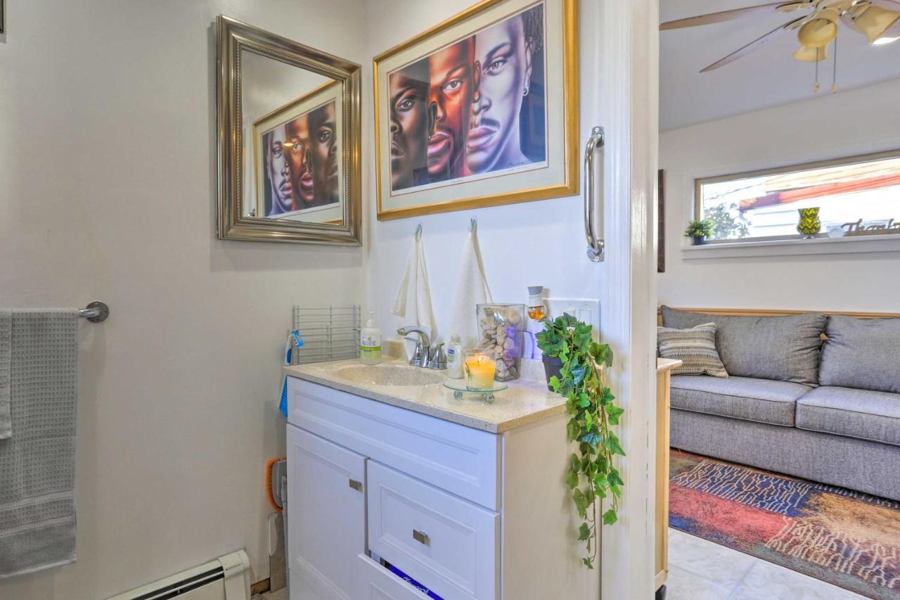 Central Elmont Studio With Great Outdoor Space! Exteriér fotografie
