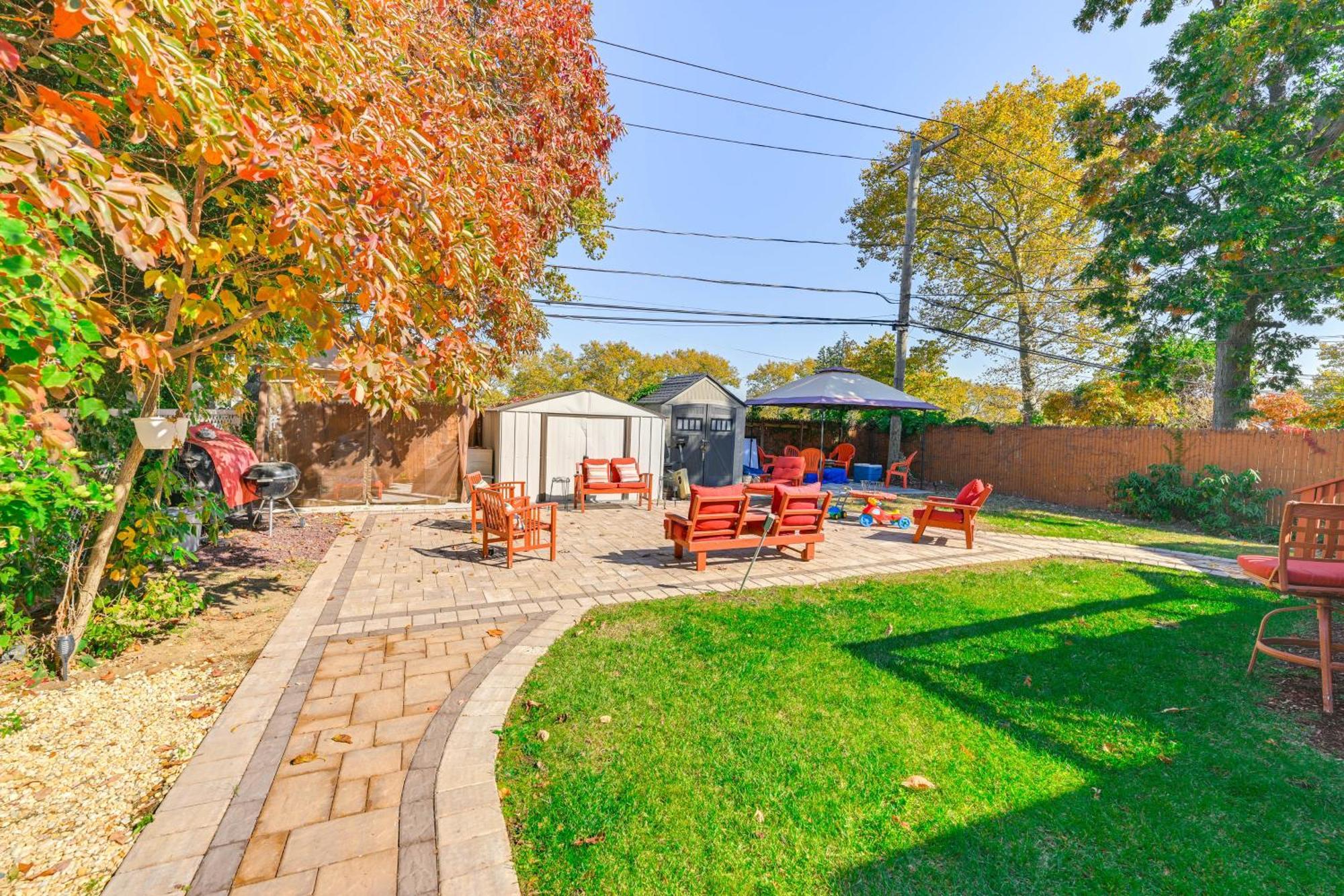 Central Elmont Studio With Great Outdoor Space! Exteriér fotografie